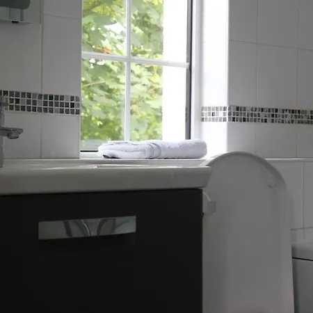 Gorgeous Annex Near Port Isaac Apartment